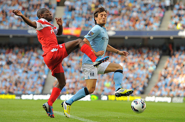 在压力中保 在压力中保